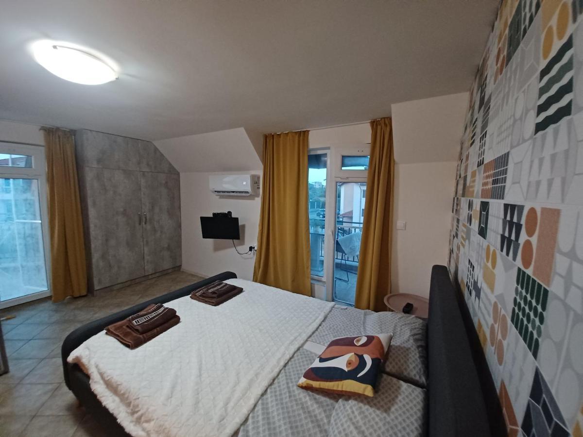 Apartments Provence โซโซโปล ภายนอก รูปภาพ